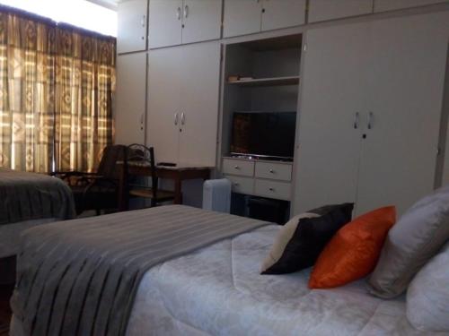 Casa Villa Guest House Carletonville - Suite 4 - thumb 0