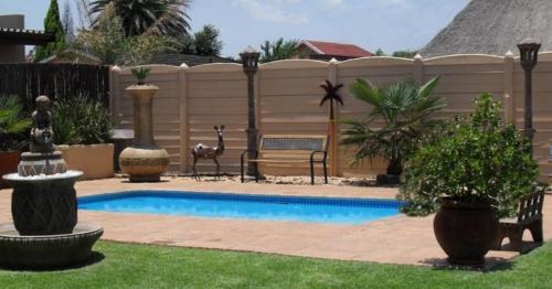 Casa Villa Guest House Carletonville - Suite 5 - thumb 3
