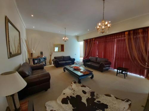 Caxton Manor B&B - thumb 1