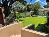 Central suburban suite in the heart of Joburg Accommodation Africa