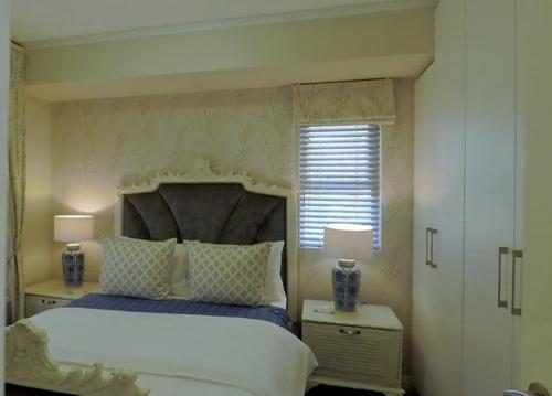 Century City Mayfair Luxury Apartments - thumb 0