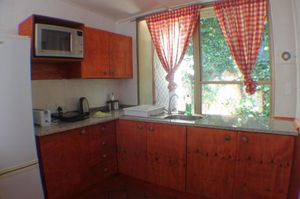 Charming Lodge In City Bowl, Close Enough To The Action But Peaceful And Quiet.