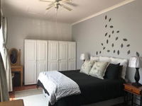 Contemporary Stay at Giraffe Cottage Tourism Africa