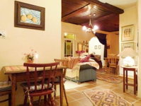 Cosy 6 Person Cottage with Mountain View Tourism Africa