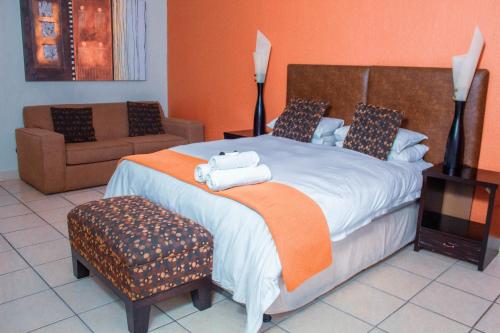 Coyotes Hotel & Conference Centre - thumb 0