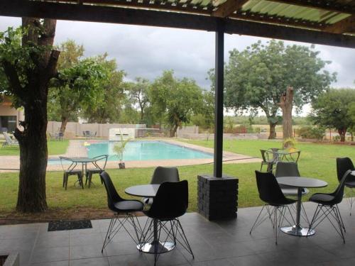 Dam Vista Retreat - thumb 2