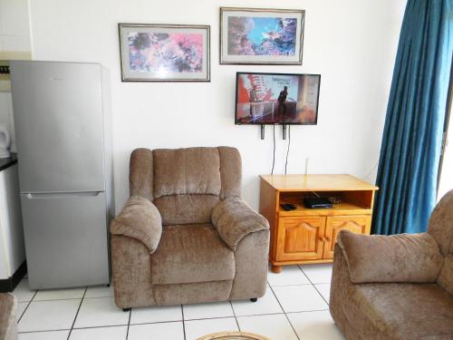 Dumela Margate Flat No 10 - thumb 1