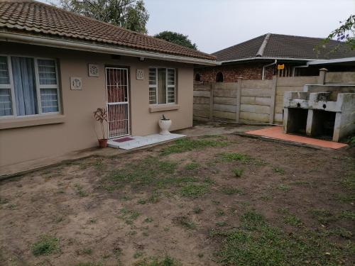 Eagles Inn - thumb 1