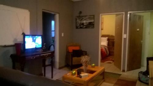 East Cottage - thumb 1