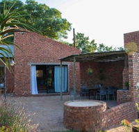 East of East Guest Cottage - Accommodation Africa