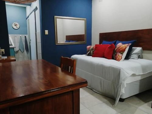 EBENEZER SELF CATERING - thumb 1