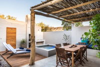 Elfen House Tourism Africa
