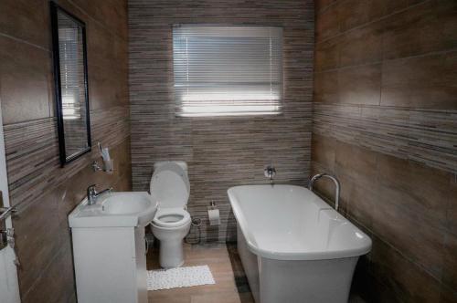 ESTHER PALACE - thumb 1