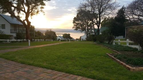 Exquisite Cottage Twenty - thumb 3