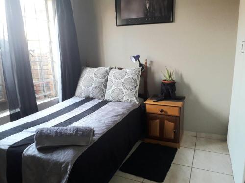 Farrarmere, Benoni, Exec, 1 Person, Erica's - thumb 5