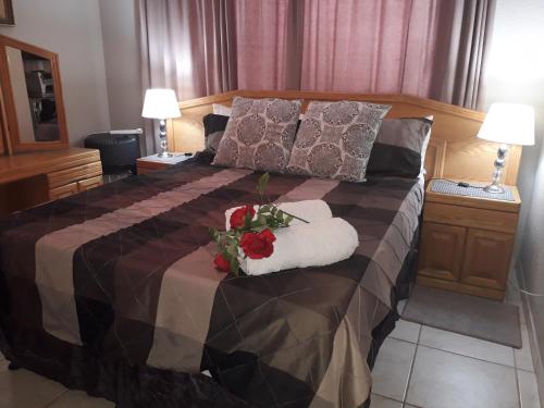 Farrarmere, Benoni, Exec, 1 Person, Erica's - thumb 0