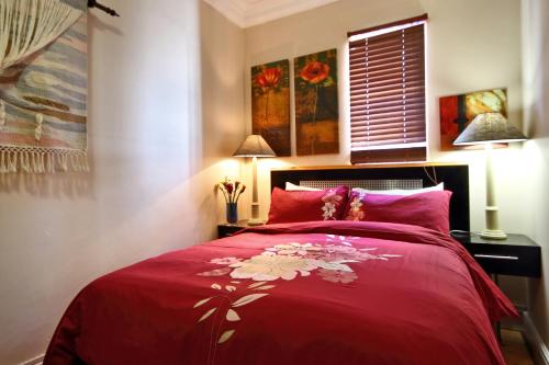 Forty8 Backpackers Hotel - thumb 0