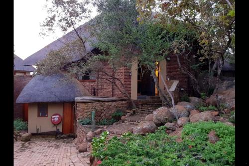 Gecko Lodge And Cottage, Mabalingwe - thumb 0