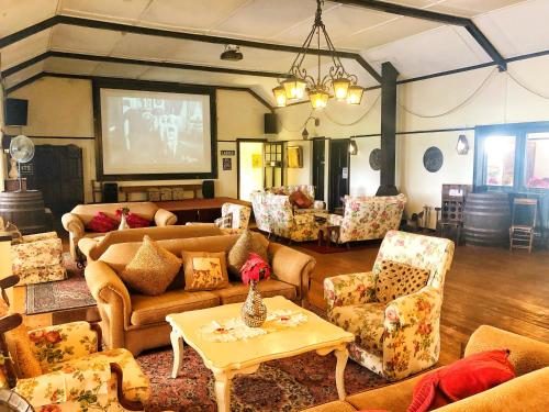 Green Lantern Inn - thumb 5