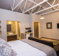 Hamiltons Lodge & Restaurant - Tourism Africa