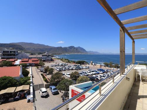 Harbour Square Hotel - thumb 3