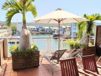 Harold's Waterfront Apartment - Large Patio  Views Near Restaurants Tourism Africa