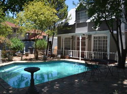 Hobbit Boutique Hotel