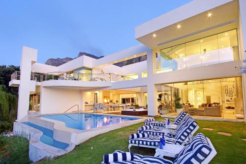Hollywood Mansion & Spa Camps Bay - thumb 1