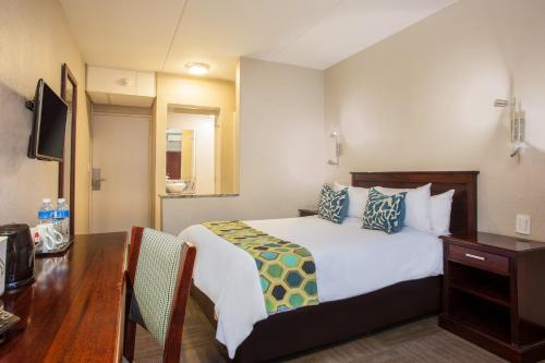 Hotel 247 @ White River - thumb 1