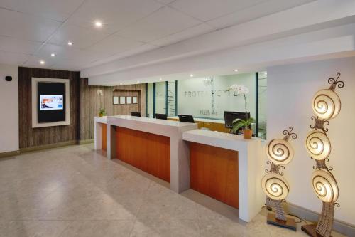 Hotel@Hatfield - thumb 4