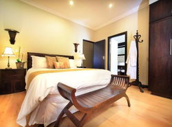 InnJoy Boutique Hotel