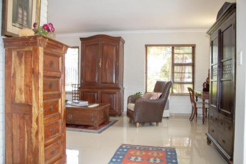 Jasmine Guest Cottage - thumb 1