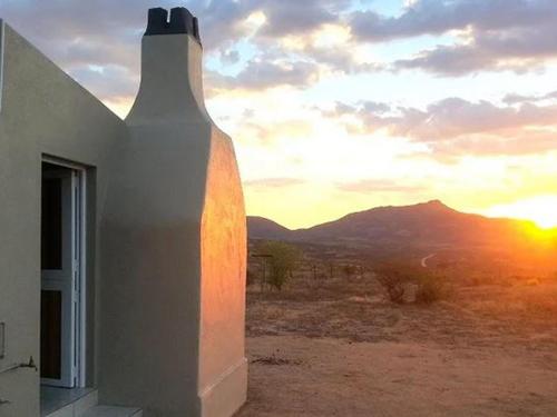 Kamieskroon Cosy Cottage - thumb 1