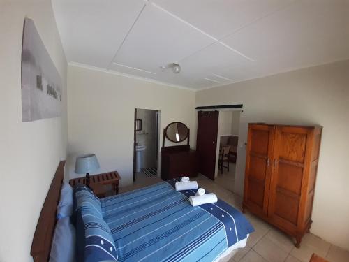 Karoo Cottages - thumb 0