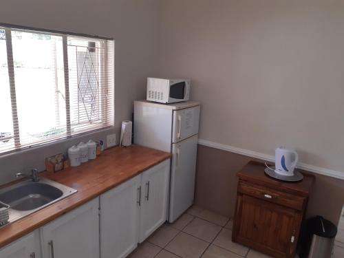 Karoo Cottages - thumb 3