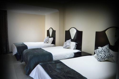 Kismet Hotel - thumb 0