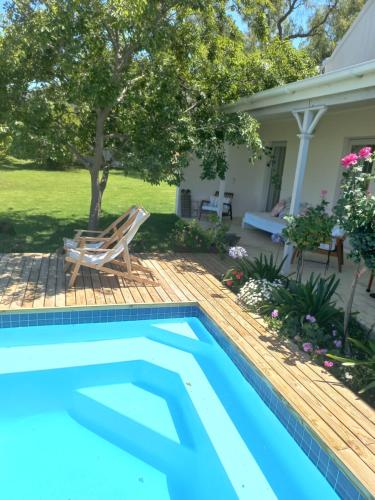 Klaasvoogds Cottages - thumb 1