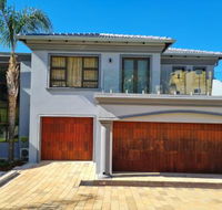 Kosmos Ridge 5 Bedroom Palace 284 - Accommodation Africa