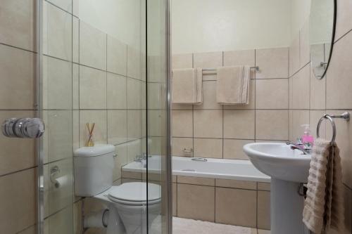 La La DaThel Guesthouse - thumb 1