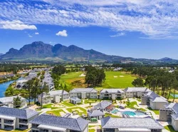 Pearl Valley Hotel by Mantis