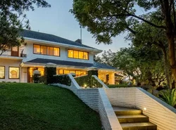 Sheppard Boutique Hotel