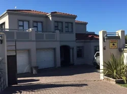 Pearl Oyster guesthouse