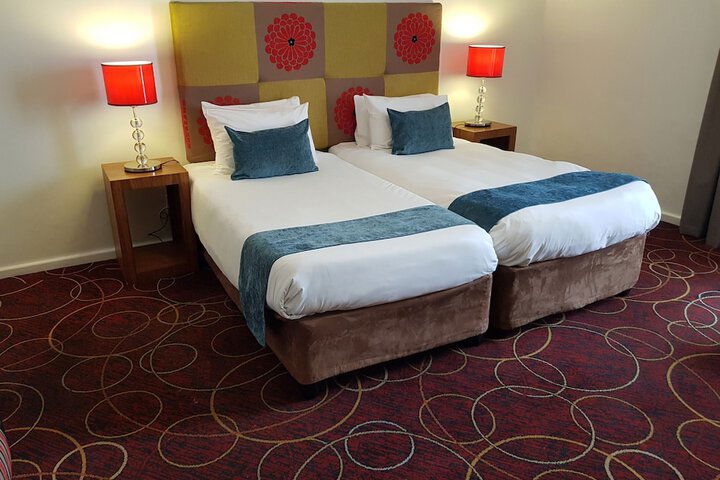 Lady Hamilton Hotel - thumb 2