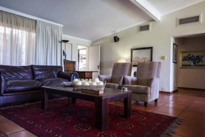 River Place Manor - thumb 3