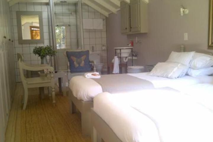 Tamboti Lodge - thumb 2