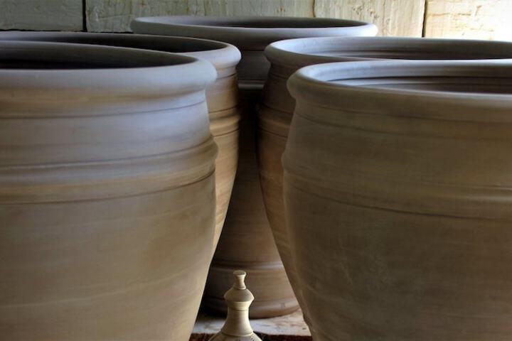 A Hilltop Country Retreat - thumb 2