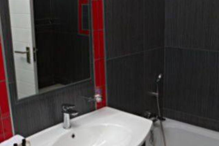 Goodey's Guesthouse - thumb 7