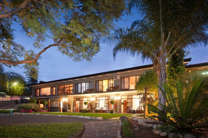 Miles B&B Guesthouse - thumb 6