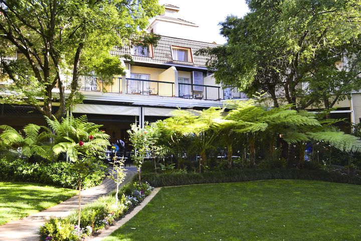 Protea Hotel By Marriott Johannesburg Balalaika Sandton - thumb 5