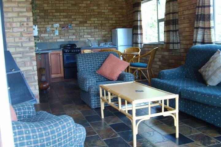 Thirsty Falls Guest Farm - thumb 1